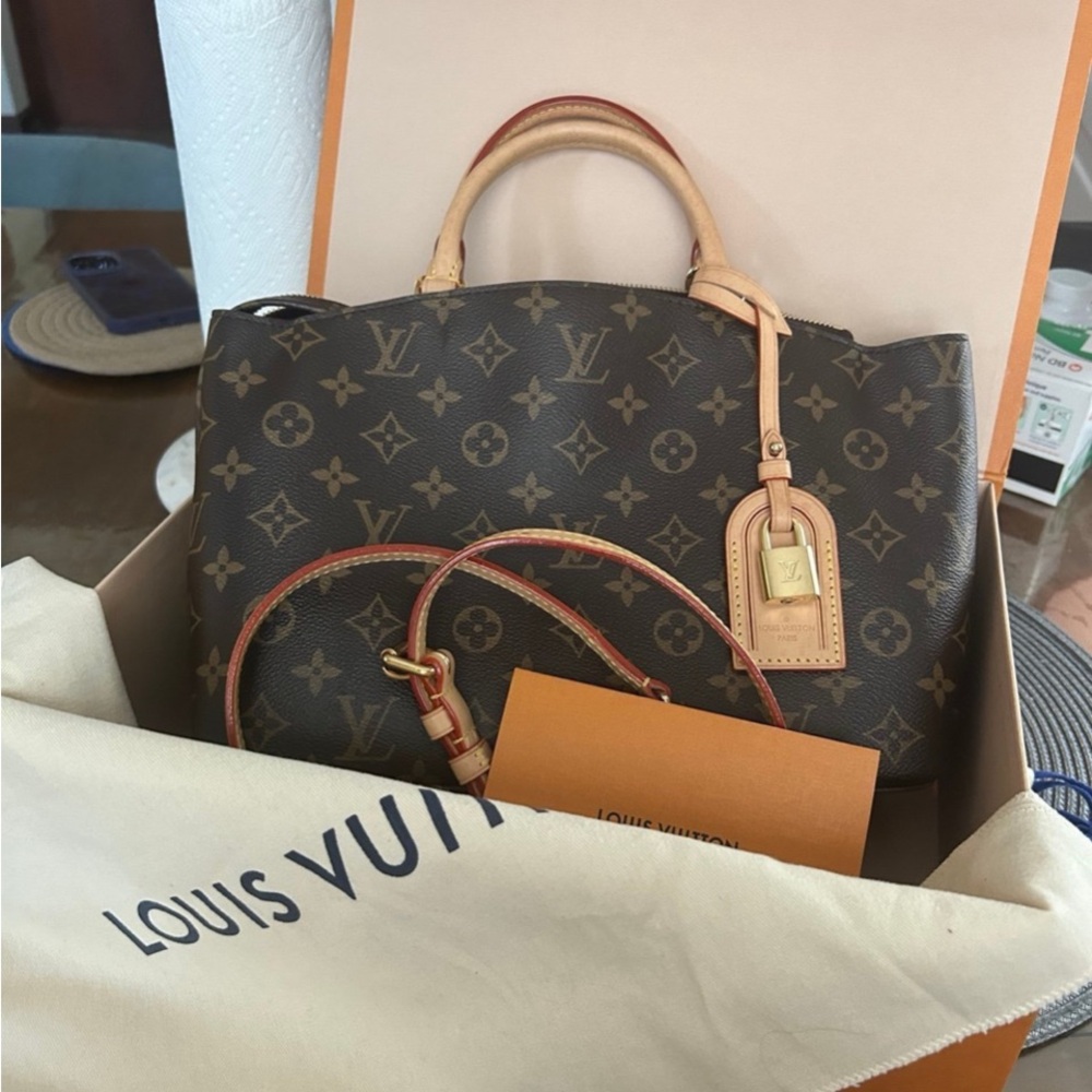 Louis Vuitton petit palais pm